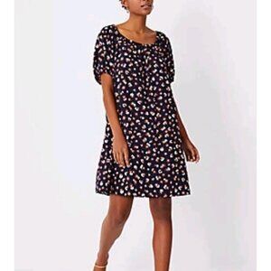 Ann Taylor Size S Black Floral Scoop Neck Bubble Sleeve Swing Dress